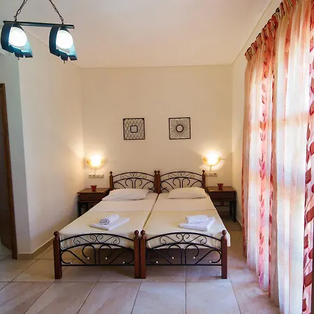 Trikalioti's Estate Guest house Chavari